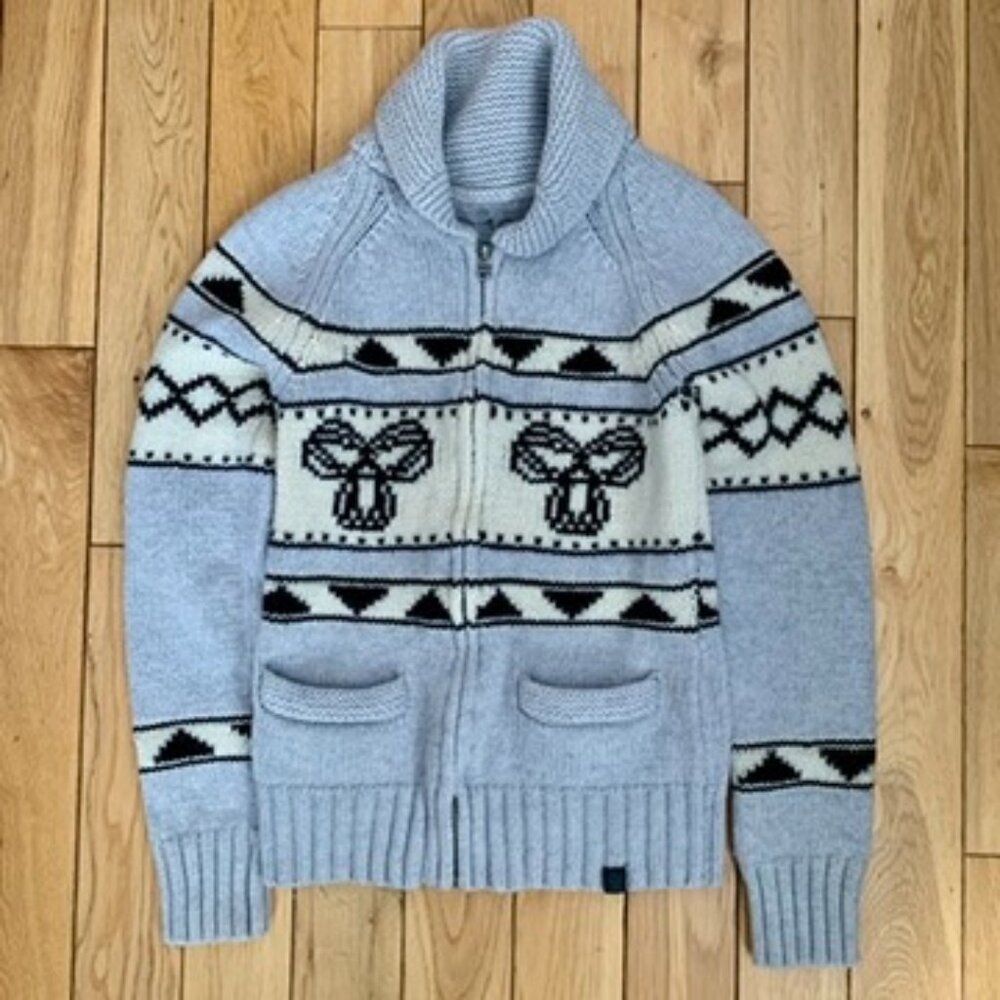 TNA Lamb's wool Women's Knit Sweater Knitted fullzip Small Ripped Tag Tiny stain